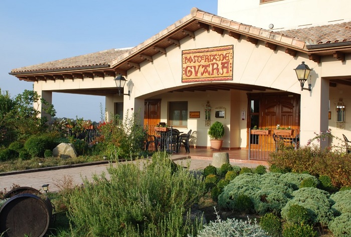 Logis Hotel Hospederia Guara.